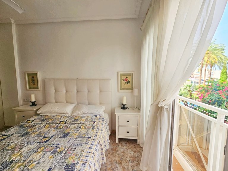 Apartment for Sale in Cabo Roig, Alicante 7