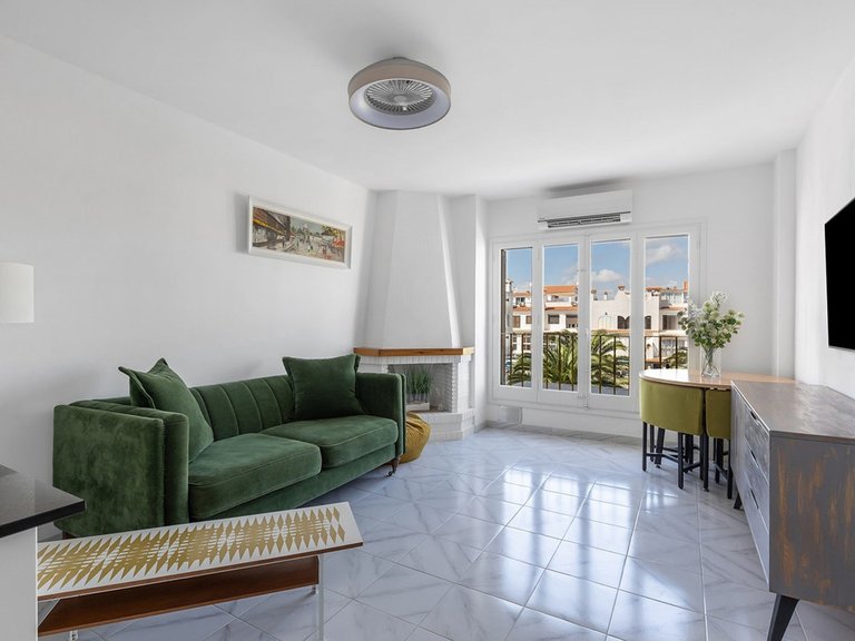 Apartment for Sale in Torrevieja, Alicante 1