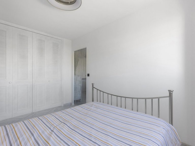 Apartment for Sale in Torrevieja, Alicante 17
