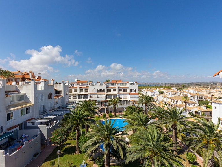 Apartment for Sale in Torrevieja, Alicante 24
