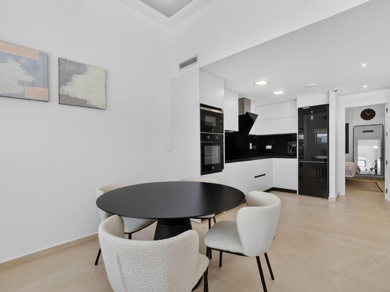 Villa for Sale in Guardamar Del Segura, Alicante 13