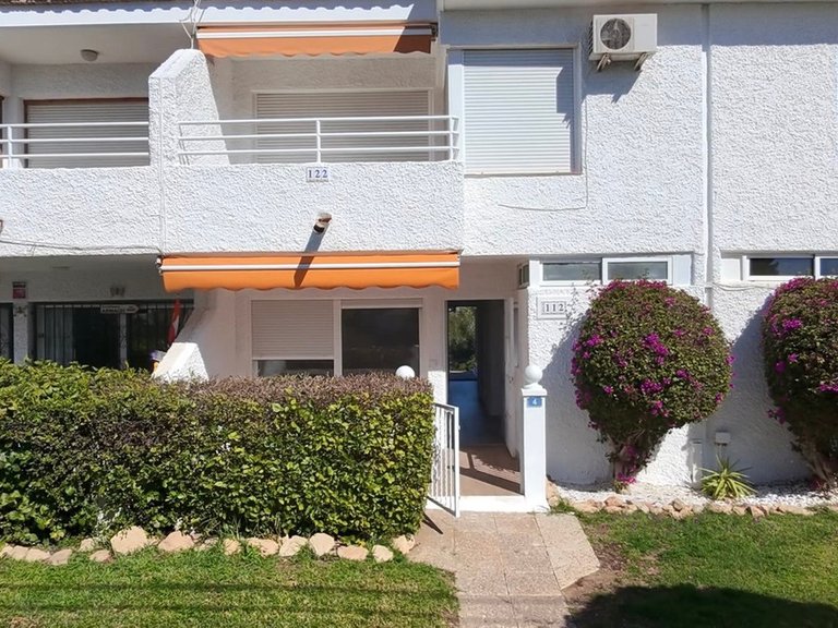 Villa for Sale in Villamartin, Alicante 3