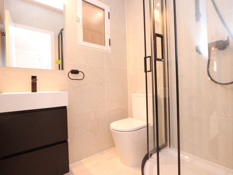 Town House for Sale in Punta Prima, Alicante 20