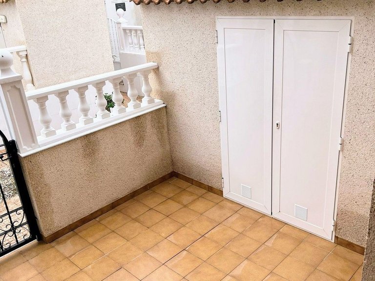 Apartment for Sale in Los Alcazares, Murcia 25