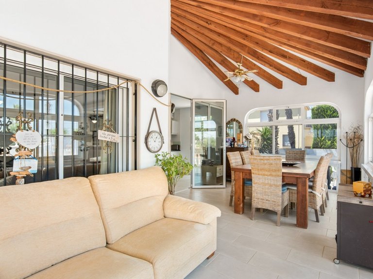 Villa for Sale in Catral, Alicante 4