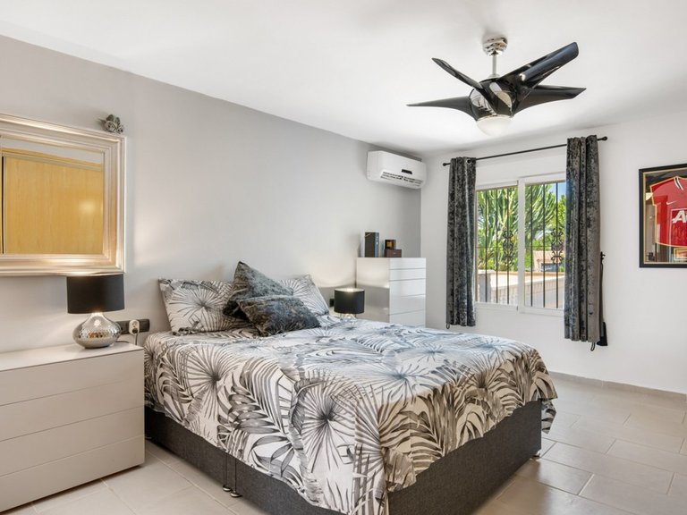 Villa for Sale in Catral, Alicante 22