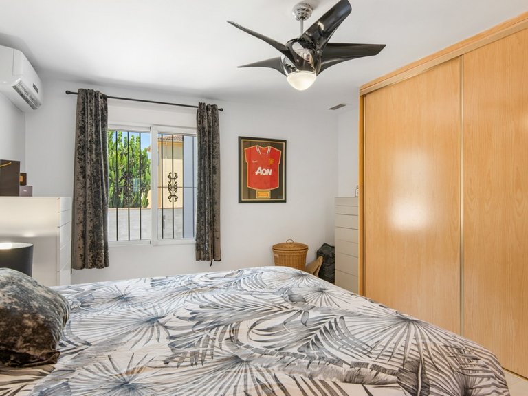 Villa for Sale in Catral, Alicante 23