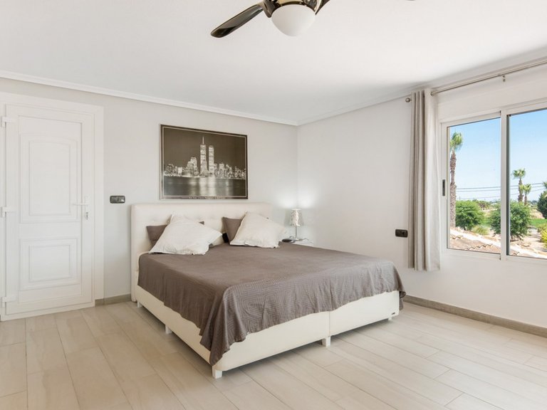 Villa for Sale in Catral, Alicante 26