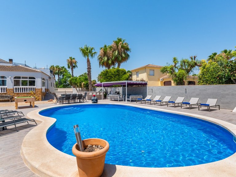 Villa for Sale in Catral, Alicante 39