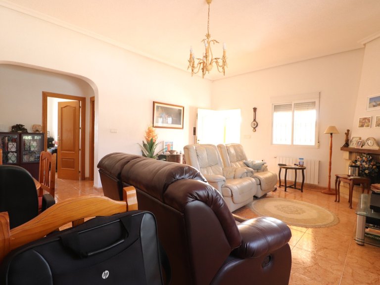 Villa for Sale in Albatera, Alicante 8