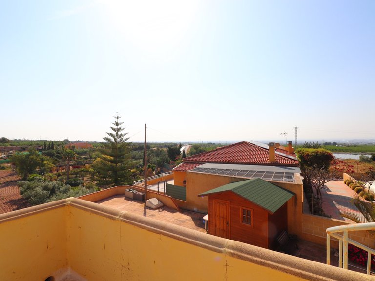 Villa for Sale in Albatera, Alicante 27