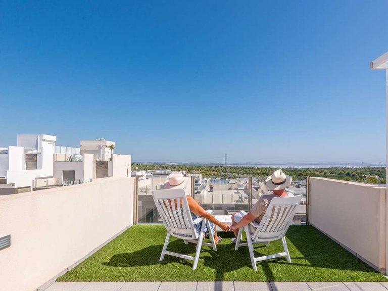 Villa for Sale in Villamartin, Alicante 22