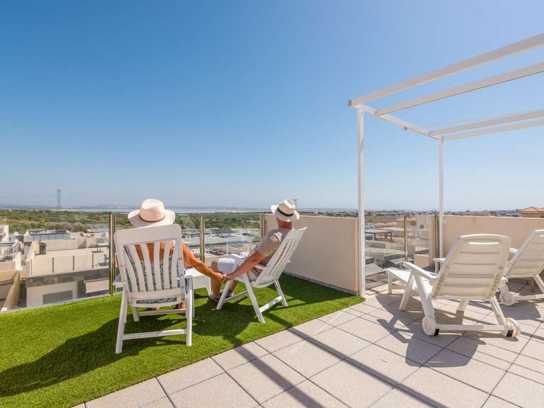 Villa for Sale in Villamartin, Alicante 23