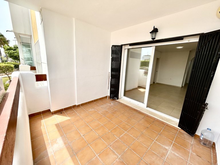 Apartment for Sale in Villamartin, Alicante 18