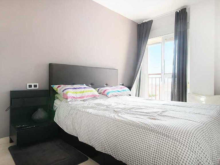 Apartment for Sale in La Florida, Alicante 13