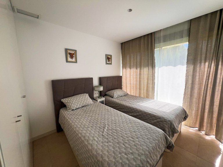 Apartment for Sale in Los Balcones, Alicante 11
