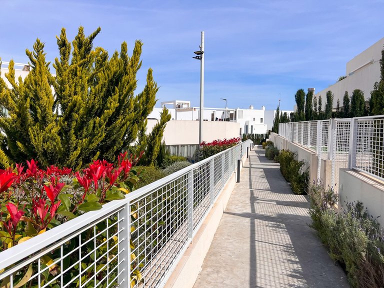Apartment for Sale in Los Balcones, Alicante 25