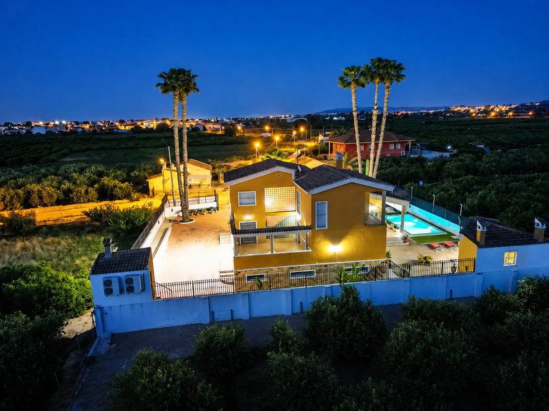 Villa for Sale in Orihuela, Alicante 1