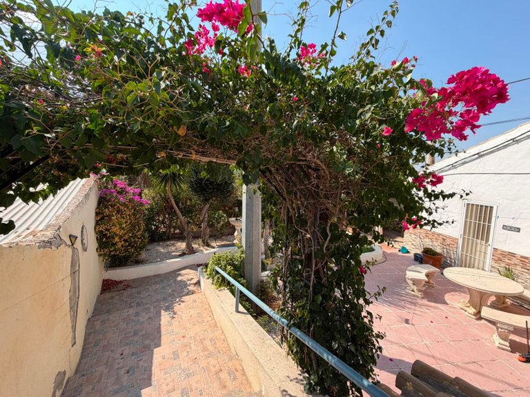 Villa for Sale in Torremendo, Alicante 1