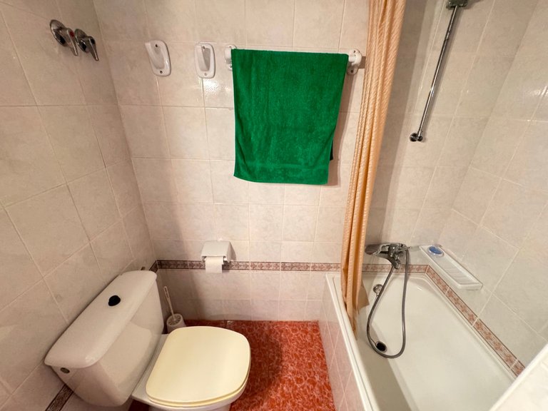 Apartment for Sale in Guardamar Del Segura, Alicante 14