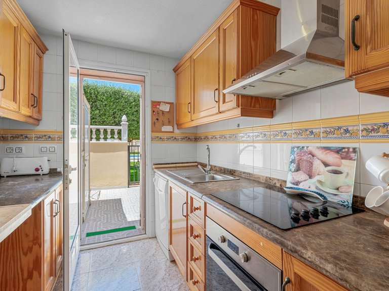 Town House for Sale in La Zenia, Alicante 16