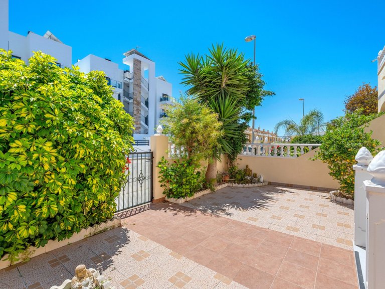 Town House for Sale in La Zenia, Alicante 39