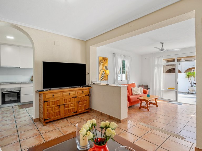 Villa for Sale in Playa Flamenca, Alicante 7