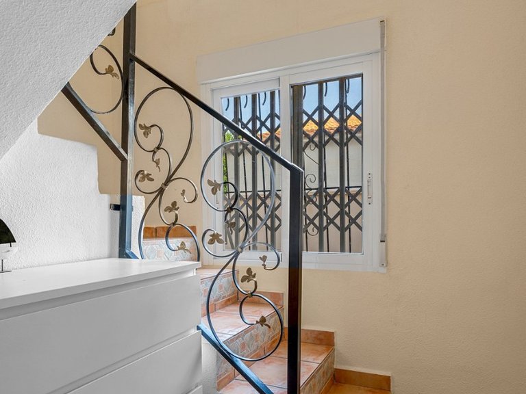 Villa for Sale in Playa Flamenca, Alicante 15