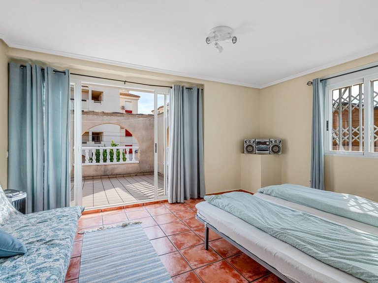 Villa for Sale in Playa Flamenca, Alicante 22