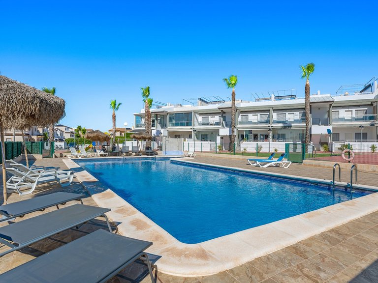 Town House for Sale in La Florida, Alicante 38