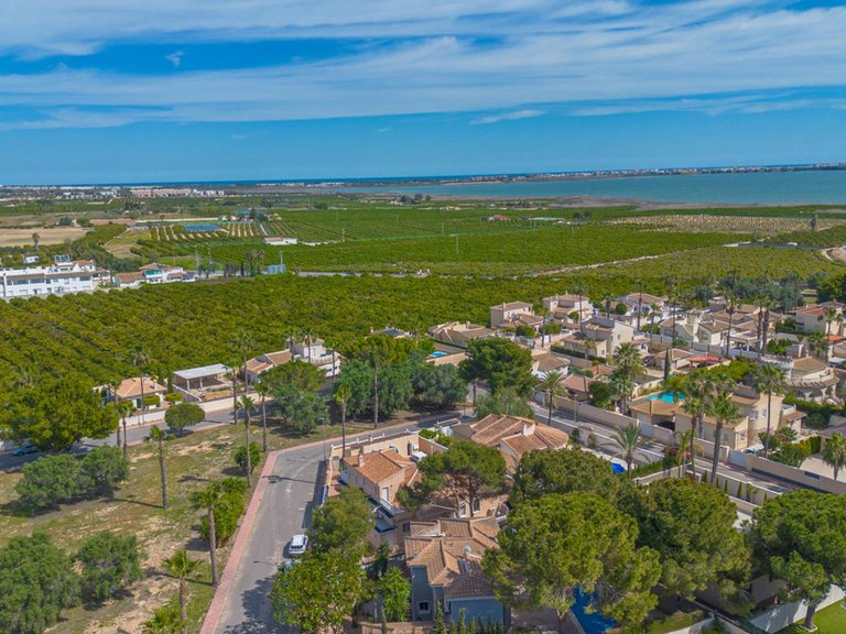 Villa for Sale in Ciudad Quesada, Alicante 35