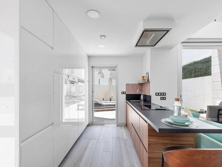 Villa for Sale in Cabo Roig, Alicante 7