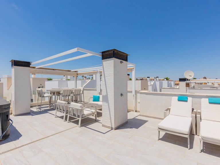 Villa for Sale in Cabo Roig, Alicante 13