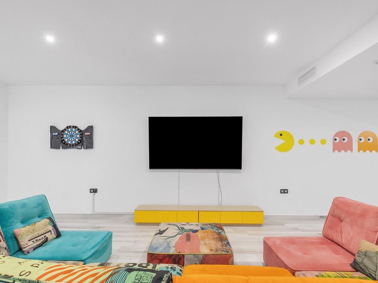 Villa for Sale in Cabo Roig, Alicante 28