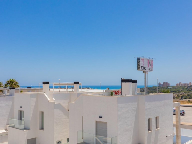 Villa for Sale in Cabo Roig, Alicante 39