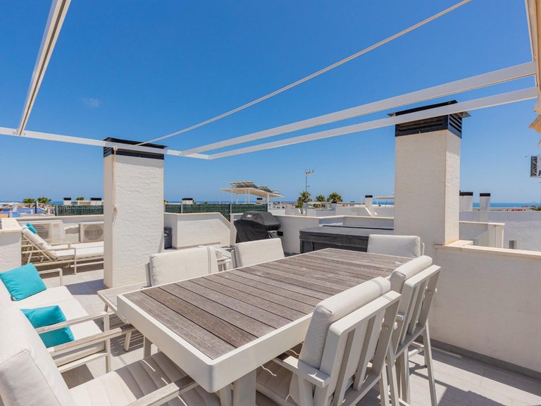 Villa for Sale in Cabo Roig, Alicante 40