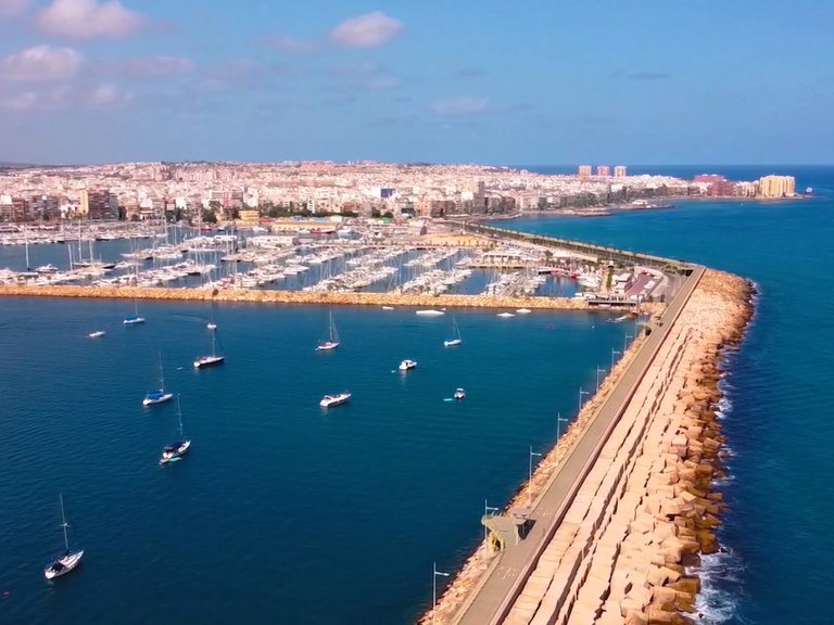 Apartment for Sale in Torrevieja, Alicante 3