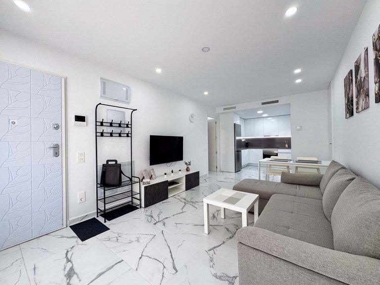 Apartment for Sale in Torrevieja, Alicante 5