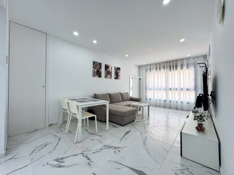 Apartment for Sale in Torrevieja, Alicante 11