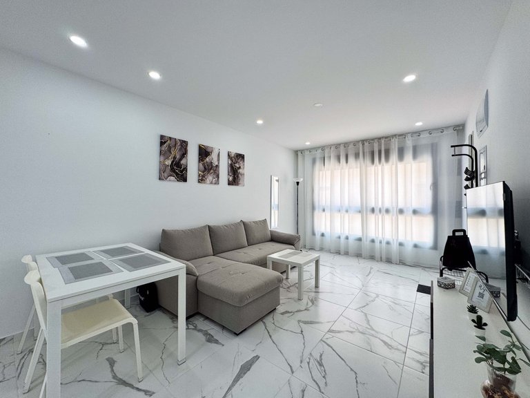 Apartment for Sale in Torrevieja, Alicante 12