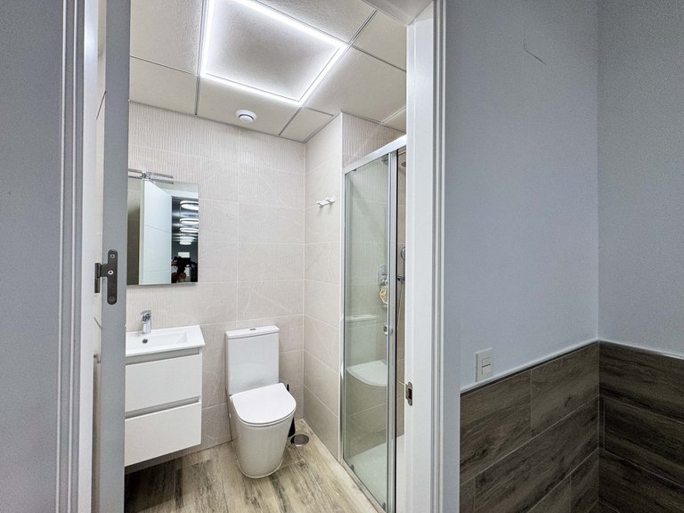 Apartment for Sale in Torrevieja, Alicante 26