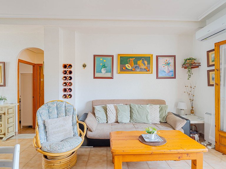 Apartment for Sale in Punta Prima, Alicante 8