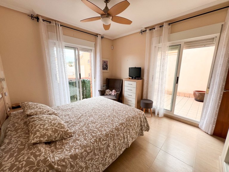 Villa for Sale in Pilar De La Horadada, Alicante 20