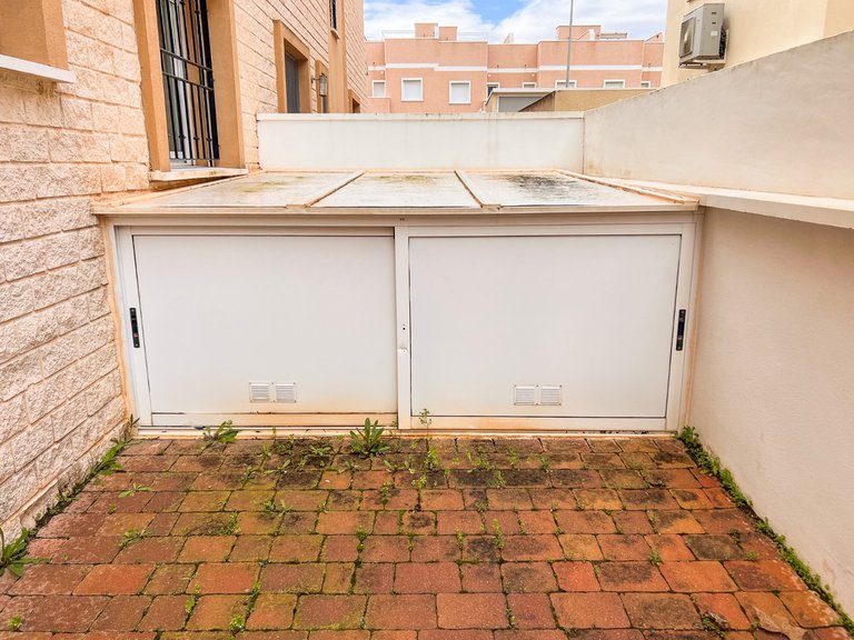 Villa for Sale in Pilar De La Horadada, Alicante 42
