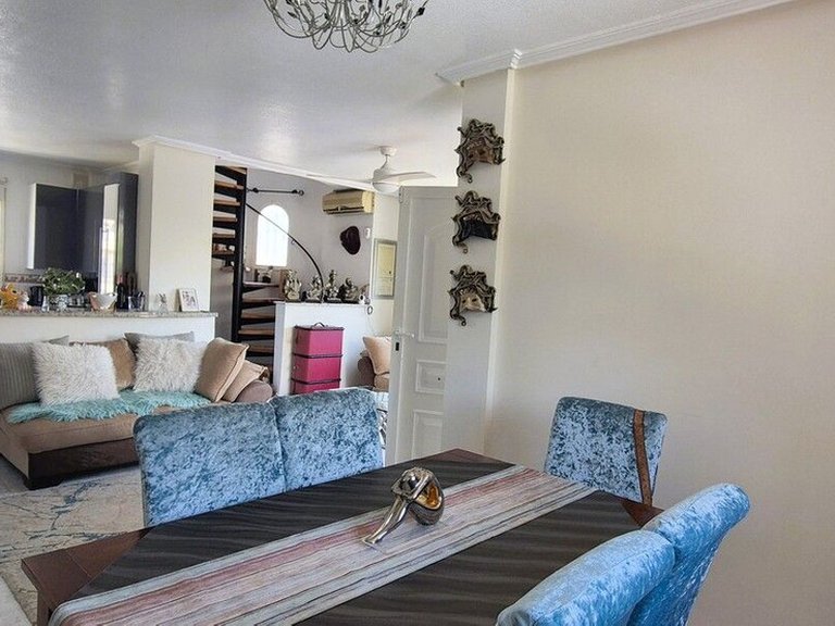 Villa for Sale in Villamartin, Alicante 16