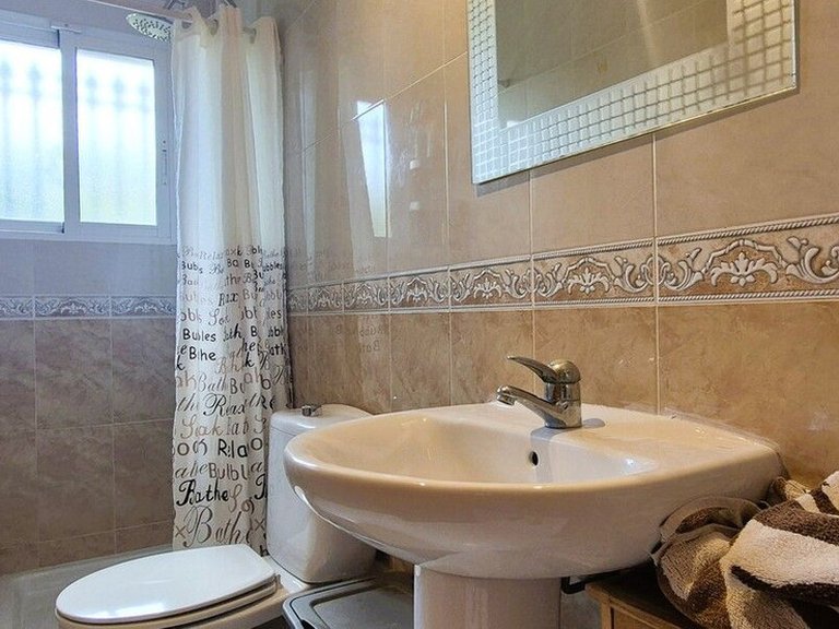 Villa for Sale in Villamartin, Alicante 21