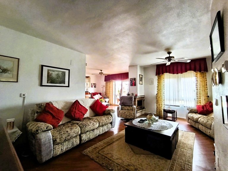 Villa for Sale in Las Ramblas, Alicante 29