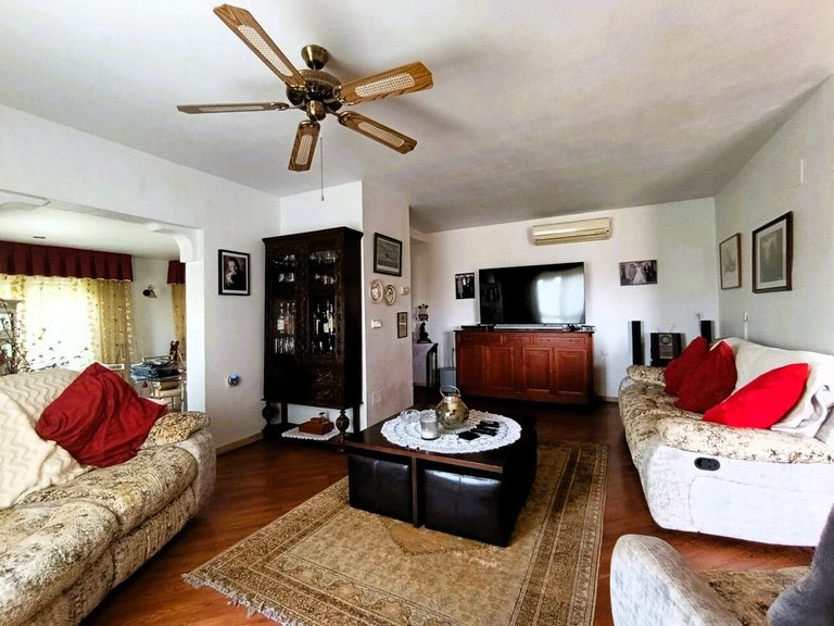 Villa for Sale in Las Ramblas, Alicante 30
