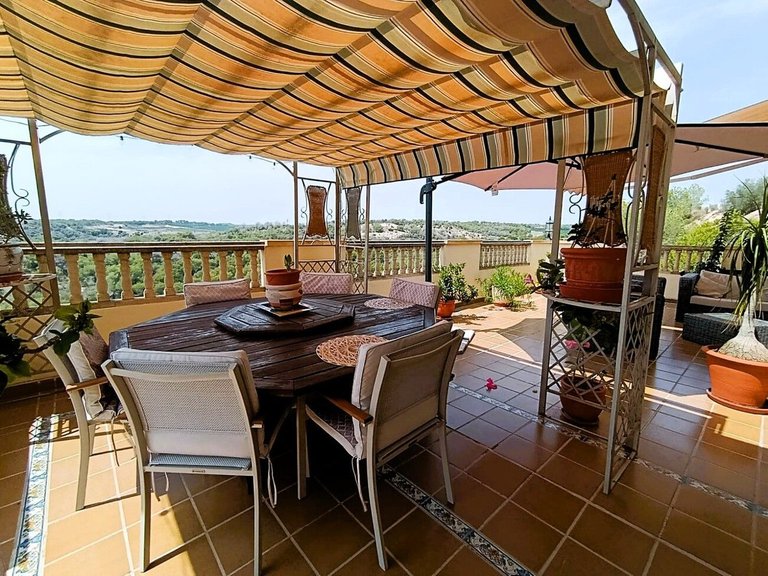 Villa for Sale in Las Ramblas, Alicante 36