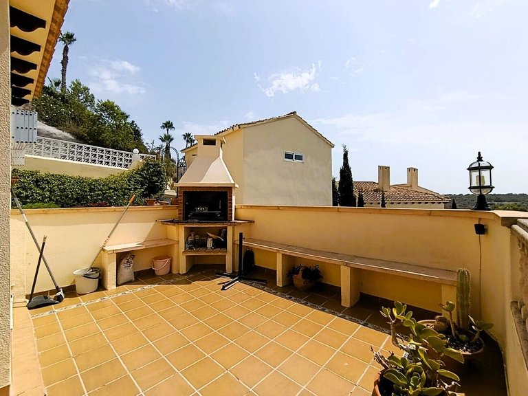 Villa for Sale in Las Ramblas, Alicante 39